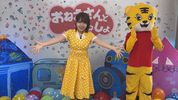 【再販】N〇K歌のおねえさん 収録後中出し3P