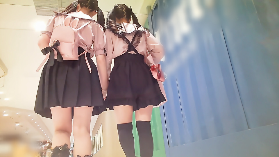 ツインテール、ニーハイ、双子コーデ女子まとめて3組登場のお買い得セット