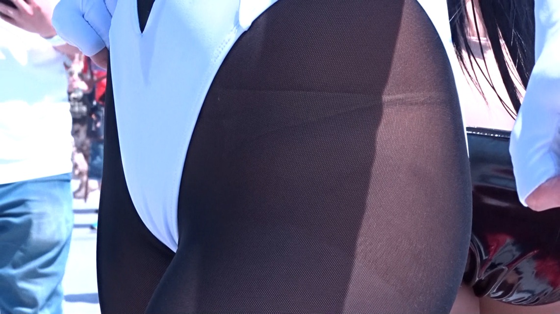 【再販】マジものレースクイーンがコスプレ好きすぎて股間が食い込みで登場