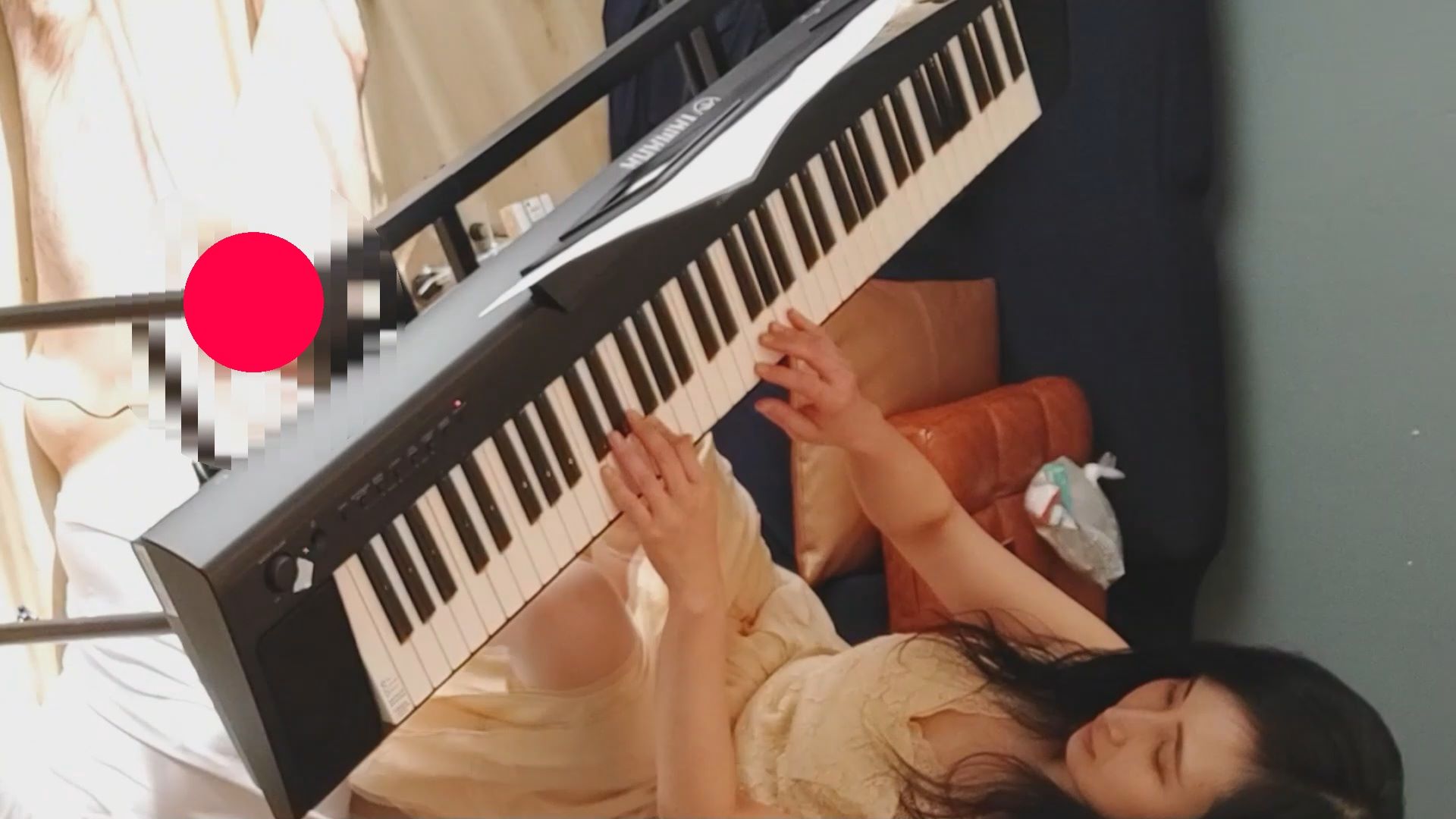 【再販】さなちゃんのピアノでちんこペダル、ベージュストッキング編