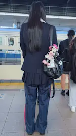 透視記録0023「ジャージで対策するもガッツリ透視されてしまった制服女子」(全12名)