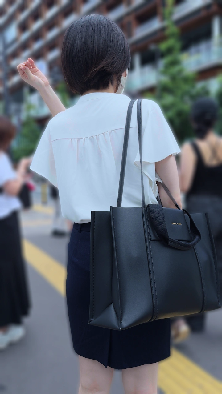 透視記録0032「美しいOLさんを透視して綺麗な肌とお尻を観察」(全2名)