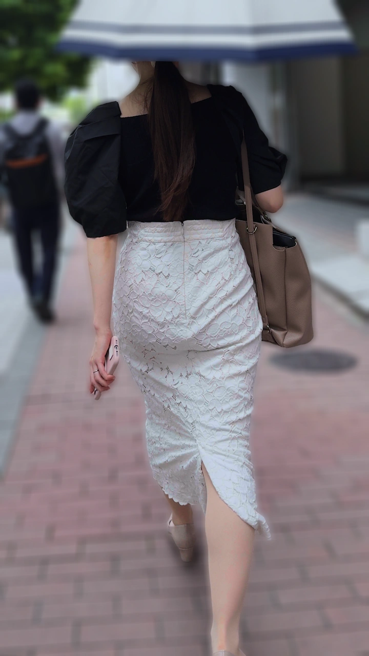 透視記録0032「美しいOLさんを透視して綺麗な肌とお尻を観察」(全2名)