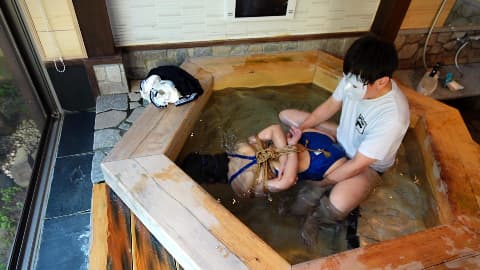 うしろすがたのみき
