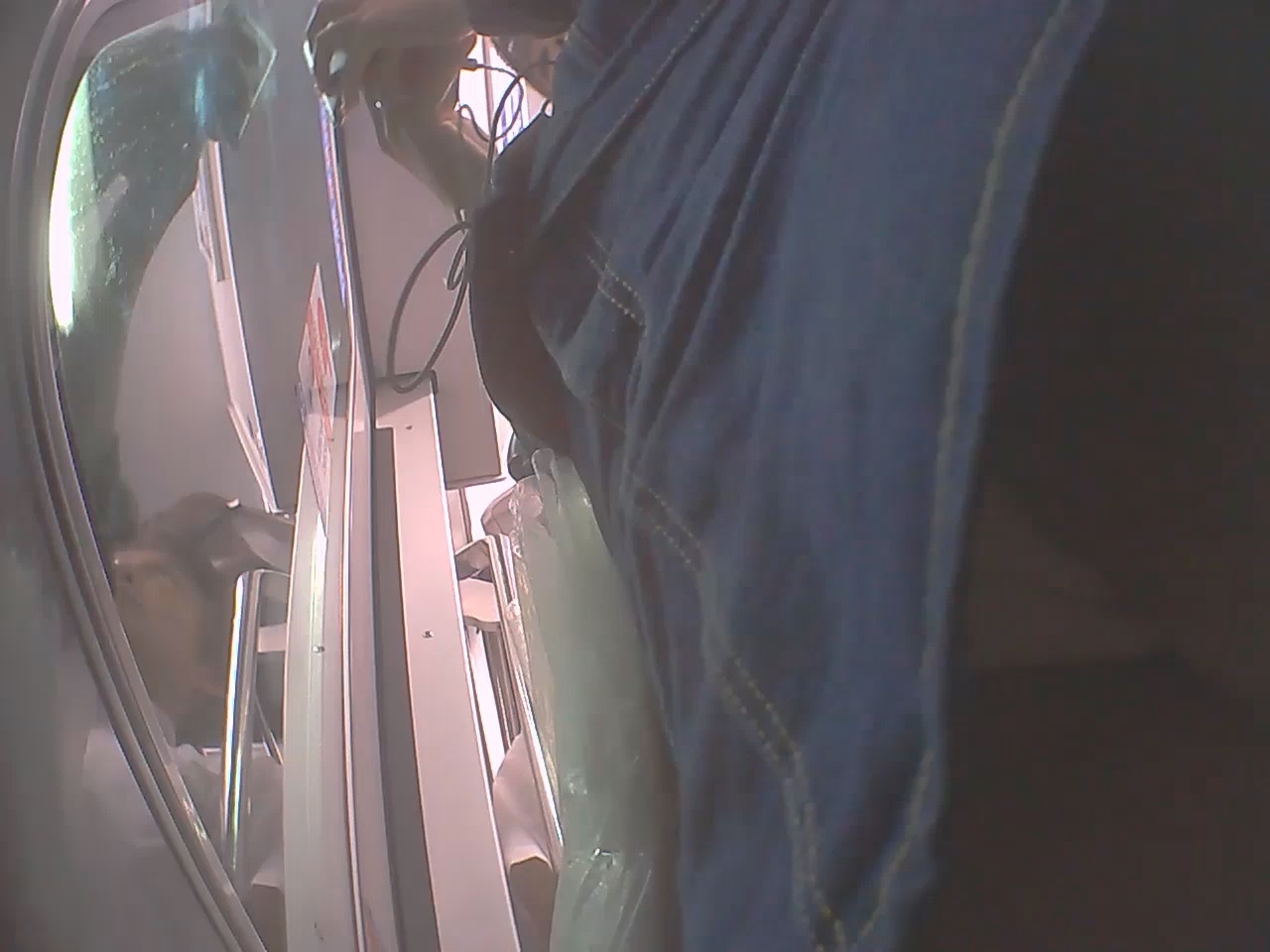 【再販】★Dogeyes★完全オリジナル159 デニムミニの浮いた裾に狙い撃ち、前下位置撮り