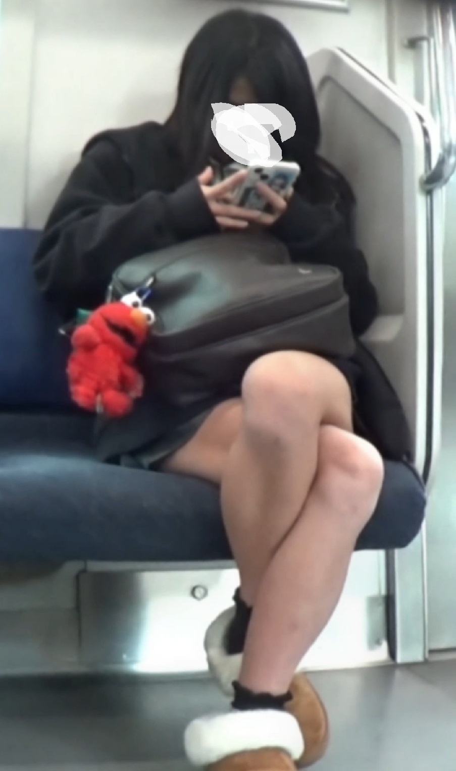 【再販】制服女子のお座り対面撮り84~色白生足ポニテ女子+α