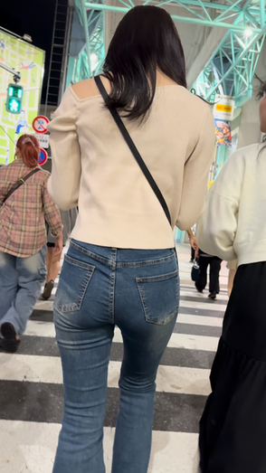 デニム女子コレクションVol.63 スレンダー美スタイルのデニム尻のお姉さん達