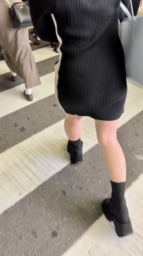 タイトスカート女子コレクションVol.42 パン線やなんかエロいお尻のお姉さんたち4連発!