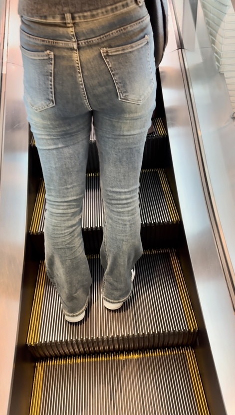 デニム女子コレクションVol.73 秋の美尻デニム女子3連発!