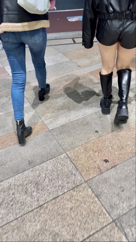 デニム女子コレクションVol.82 ショーパンとスキニーデニムのエロ尻お姉さんたち!!