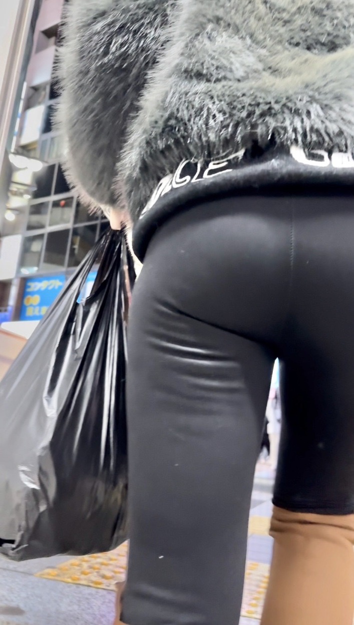 ヒップコレクションVol.31 小ぶりでプリティなピチピチスパッツのお姉さん達