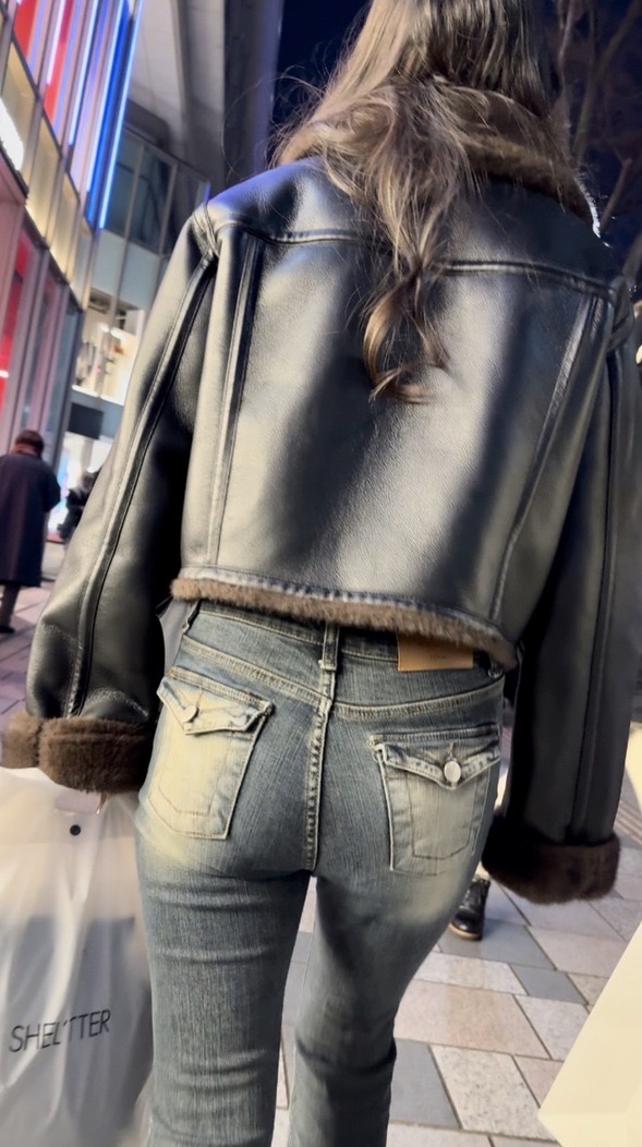 Pcolle デニム女子コレクションVol.115 スレンダー美尻デニムのエロエロお姉さん2選! 2716756972d4f019cab