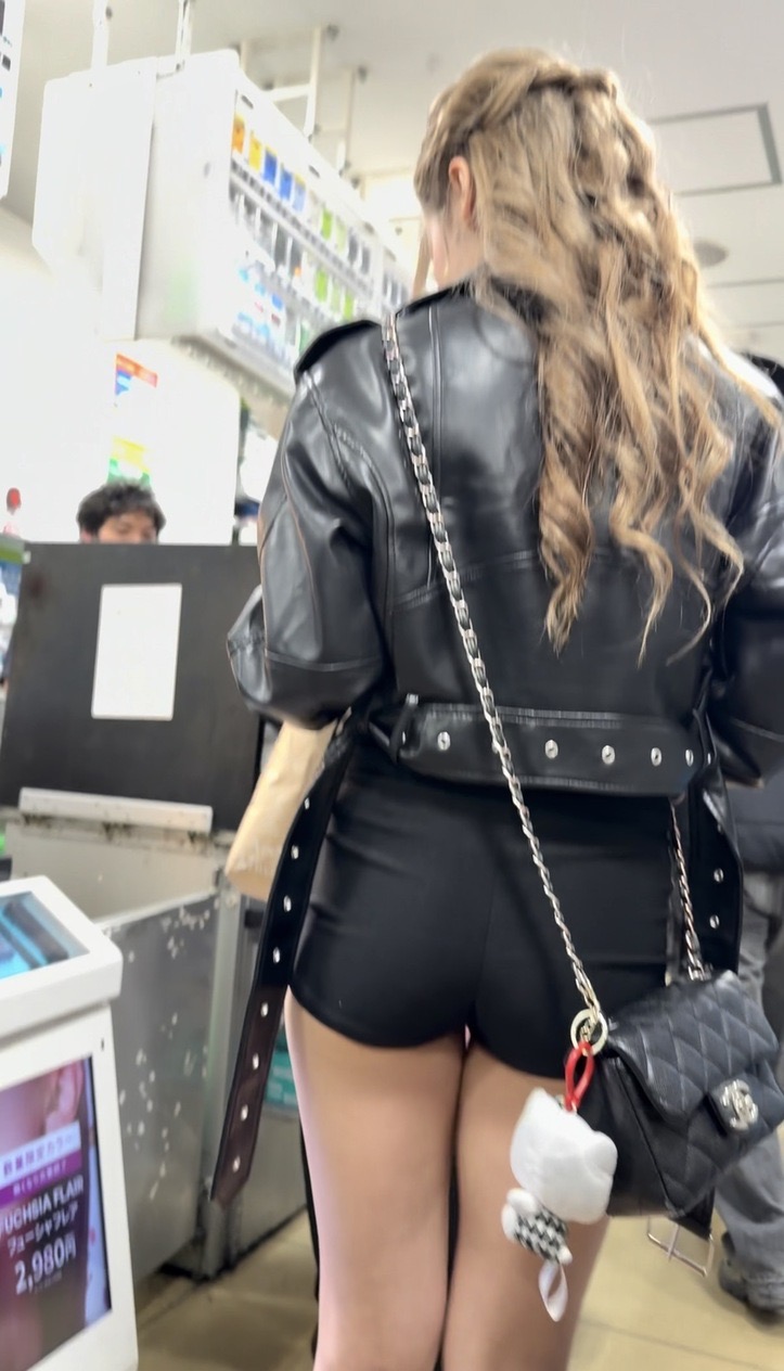 ヒップコレクションVol.75 スレンダーピチピチショーパンの美容学生とパンストショーパンの歯科衛生士ちゃん