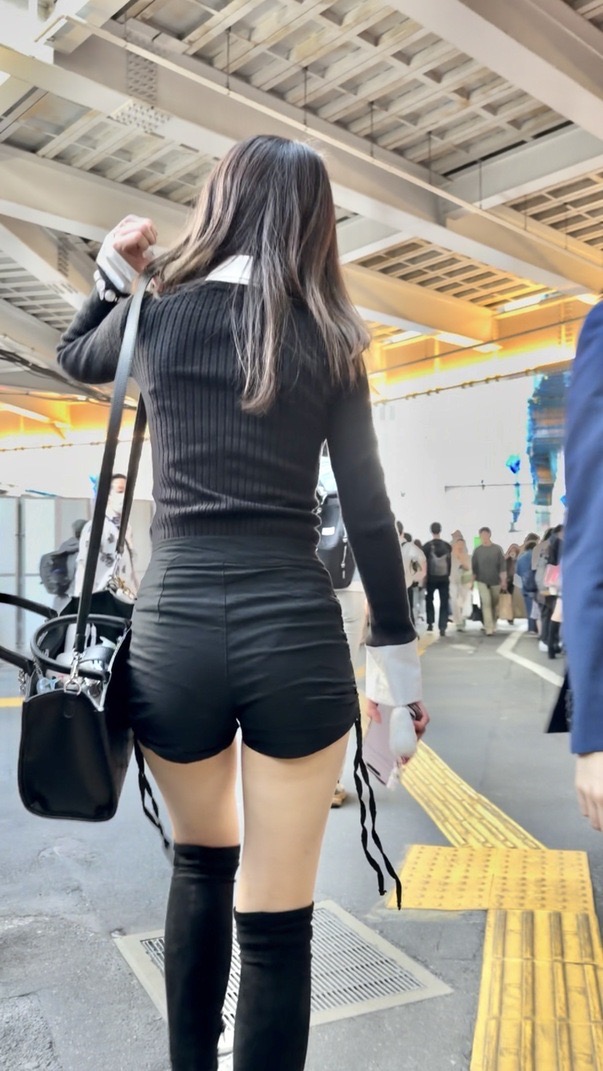 Pcolle PPV ヒップコレクションVol.83 個人的に刺さった黒ショーパンのお姉さん3選！ movp4.mp4