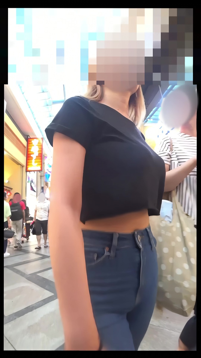 【再販】105巨乳を終始バウンドさせるお姉さん