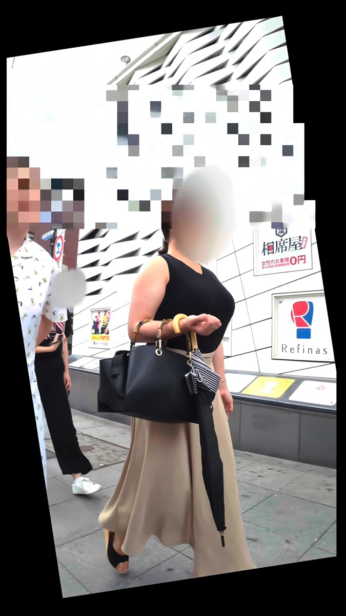 【再販】109稲〇亜美似の爆乳お姉さん