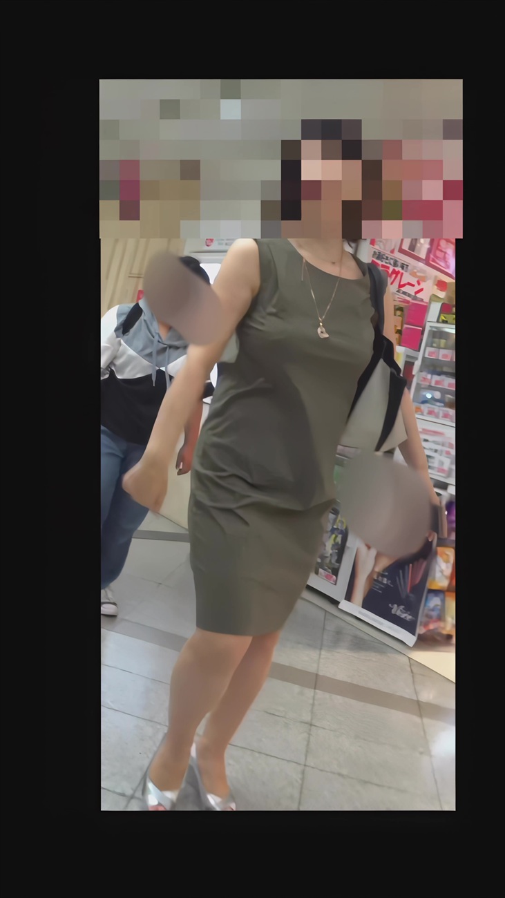 【再販】113美乳でワンピースを着こなすお姉さんとスレンダーなぴちぴち白パンお姉さん