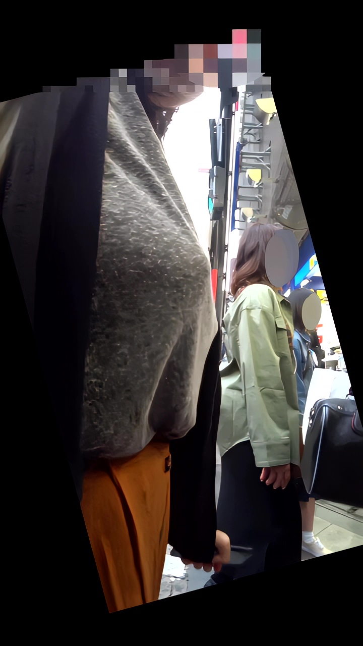 【再販】138今もまだ信じられない本当にノーブラのお姉さん