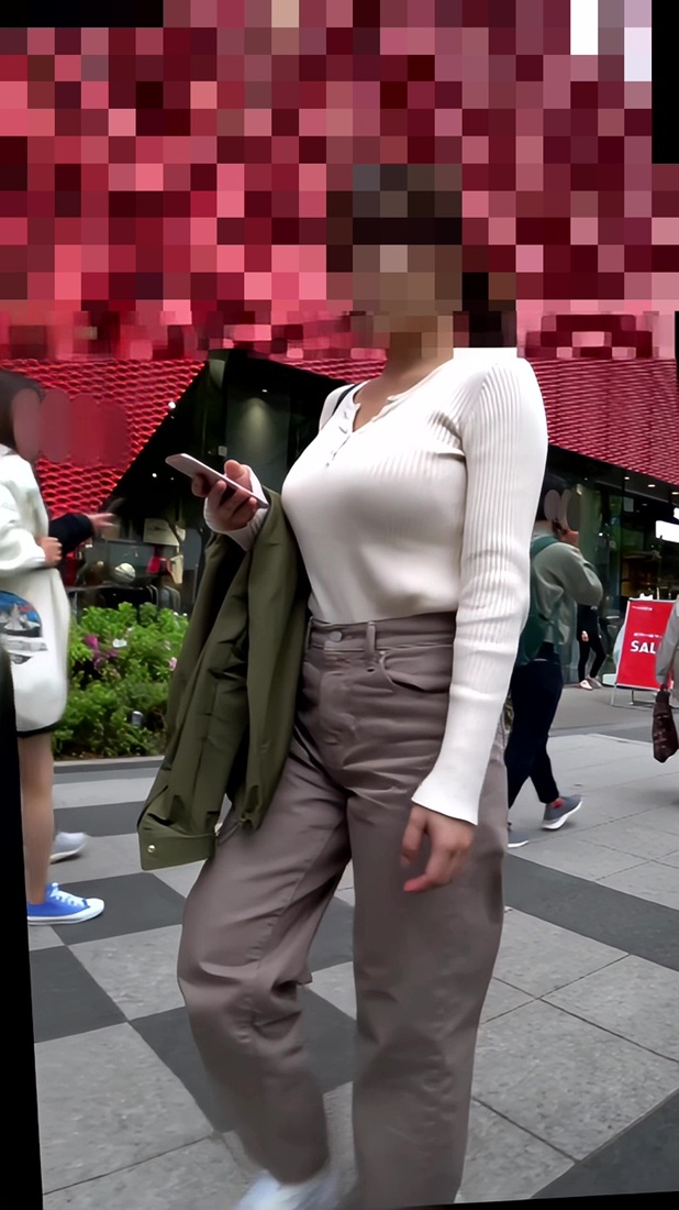 【再販】154可愛くて巨乳のお姉さんが薄いニットを着たらこうなる