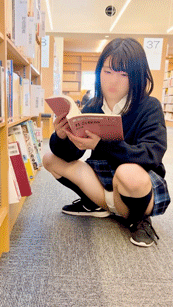 (11月10日まで顔出し!※口元ぼかしアリ)【パン撮記30】激かわアイドル級!図書館女子の清楚パンチラ!粘着撮りでがっつりおぱん