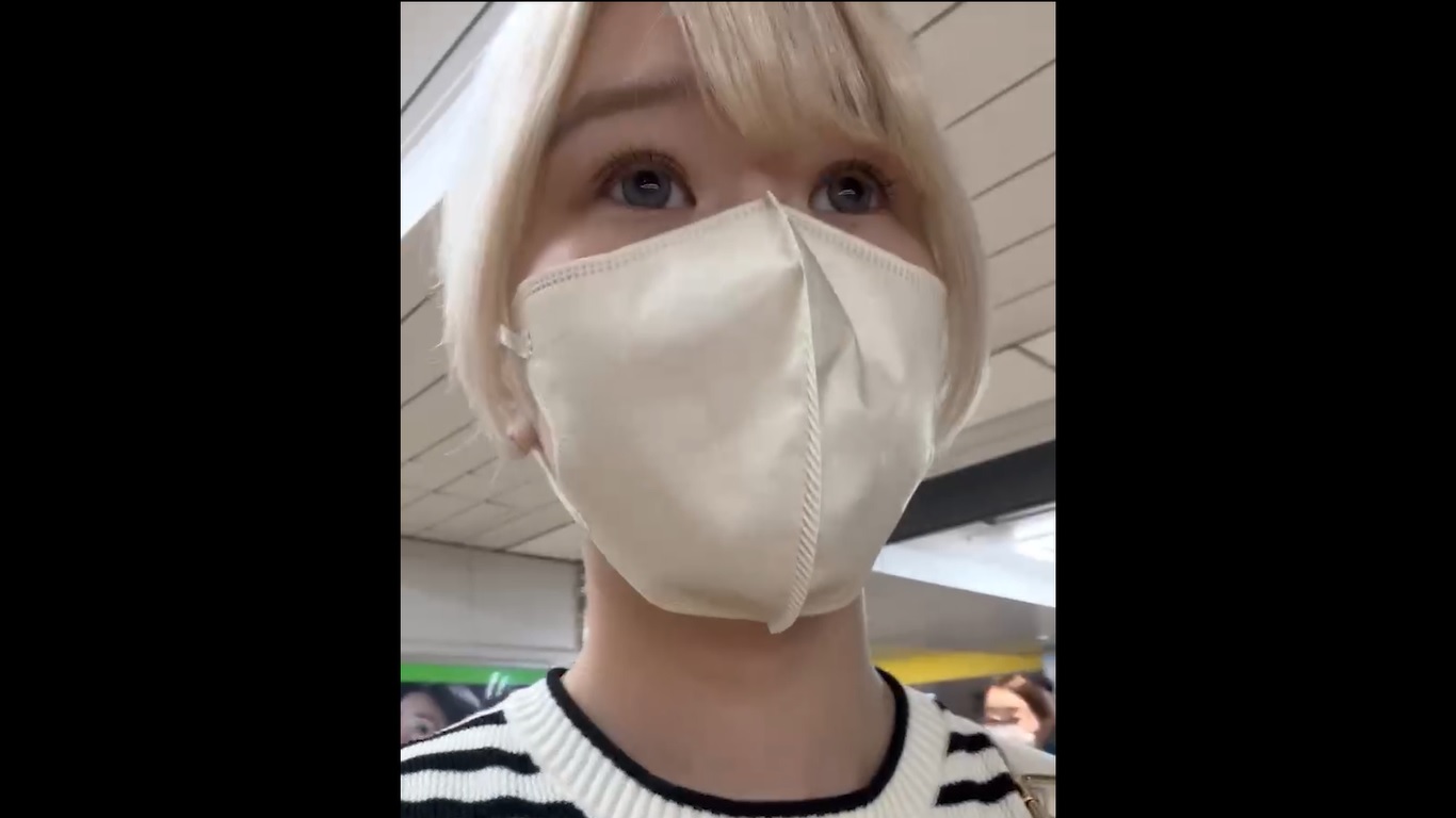 【再販】女の子だって○○シたい♡36 髪のキレイな縞々パンツの女の子