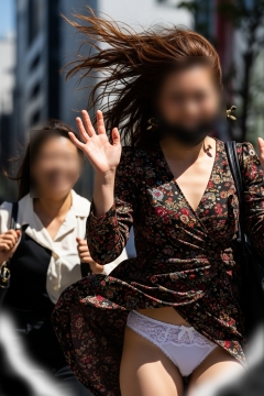 風の瞬間9：6月のモンローたち