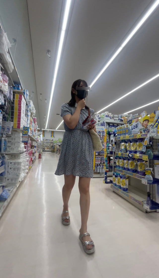 【バイト終わりJD】実は行きつけのパン屋でバイトしている子に目をつけていましたwww