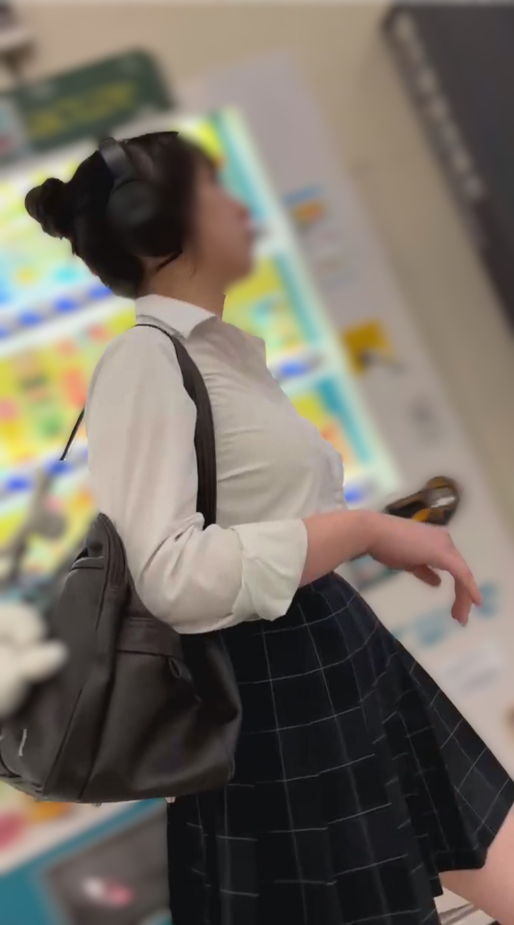 【再販】青春の風景７　制服美人の巨峰おっぱいの突き出しが過激すぎて射精大洪水にならないか心配…♡