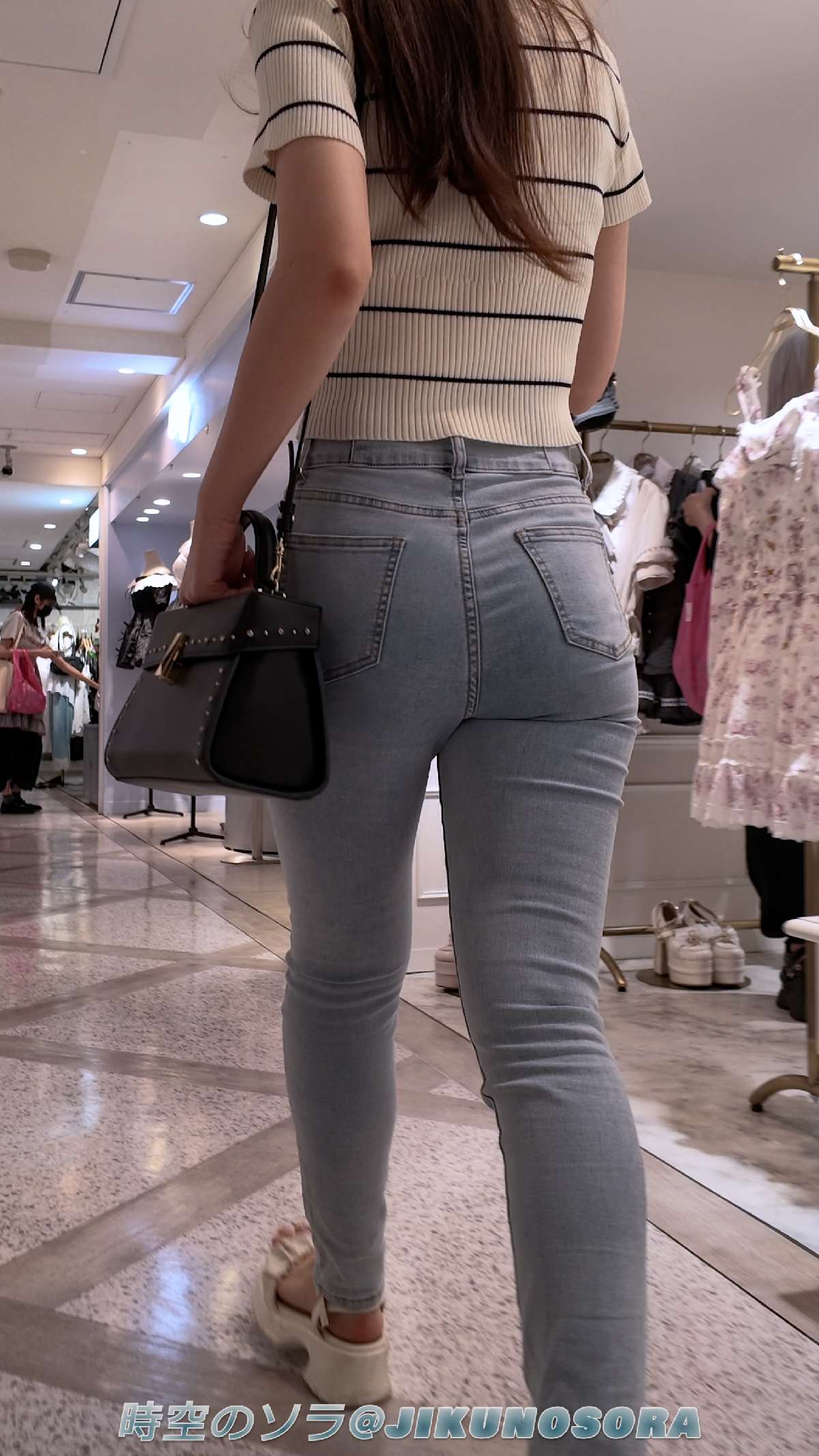 Thumbnail of post image 133