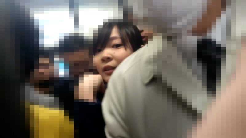 【再販】本物の満員電車に突撃!制服少女1号