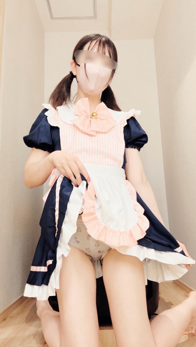 【4K動画】「ご主人さまだけに…♡ あざとメイドの“内緒サービス”」