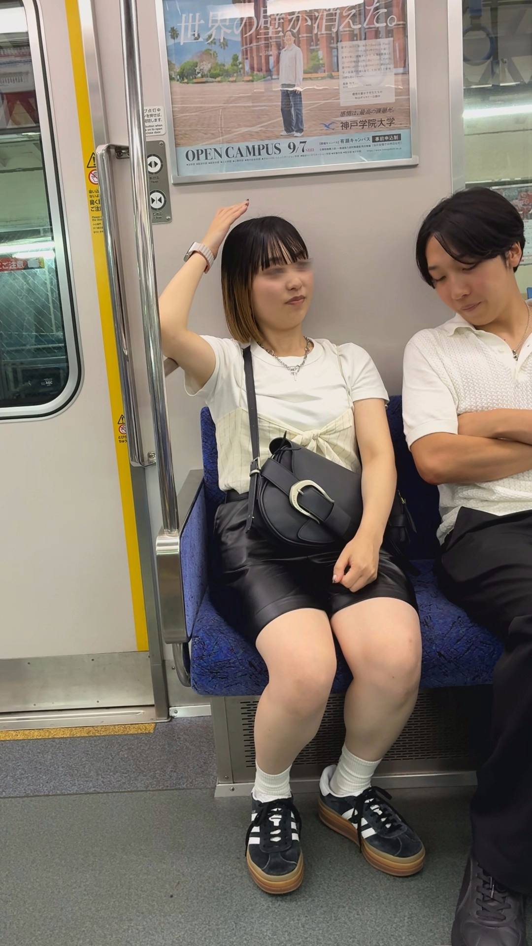 おっぱいの膨らみフェチ