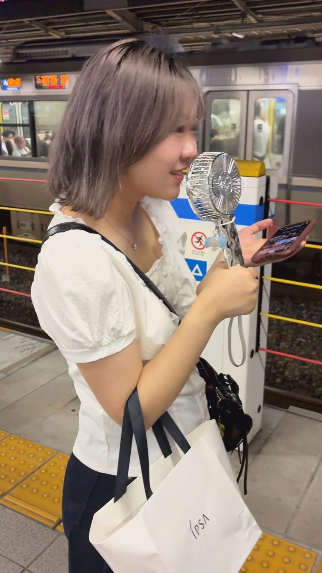 おっぱいの膨らみフェチ