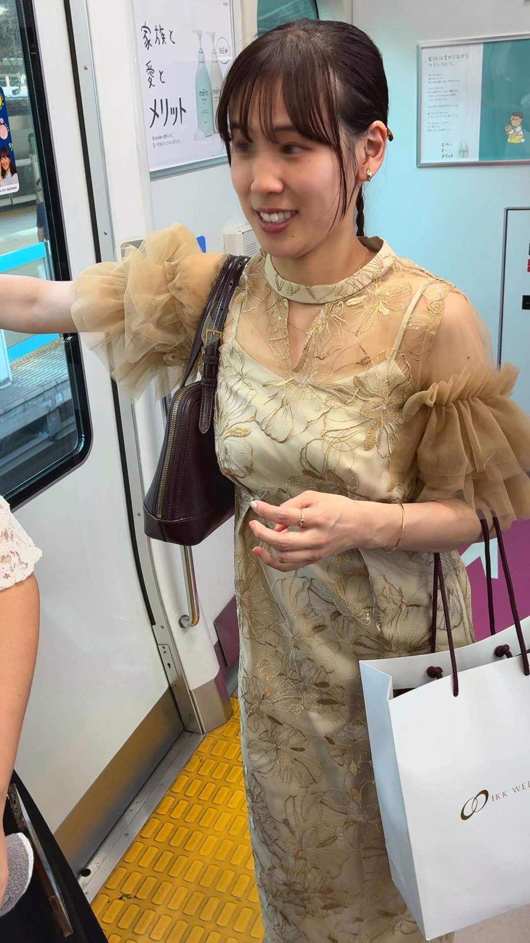 おっぱいの膨らみフェチ