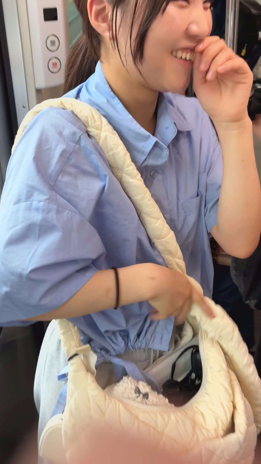 おっぱいの膨らみフェチ