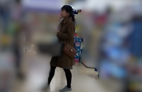 【再販】綺麗な奥様のスカートの中の60~大〇唇がはみ出てる若奥様~