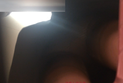 【再販】M字開脚を激撮された女性のスカートの中19~逆さ撮り制服OLおまけ付き~