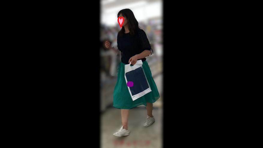 【再販】奥様のスカートの中74~立ち読み中の奥様のスカートの中を照射~