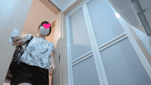 【民泊着替え】美人ママさんの吸引された乳首/妹系貧乳JDちゃん/-233人目・234人目