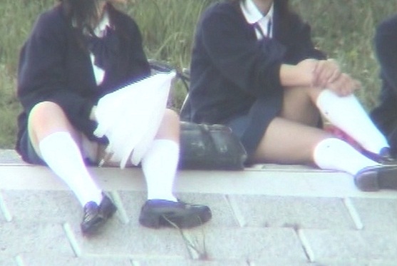 【再販】可愛い系J○5人組 長編 パンチラ
