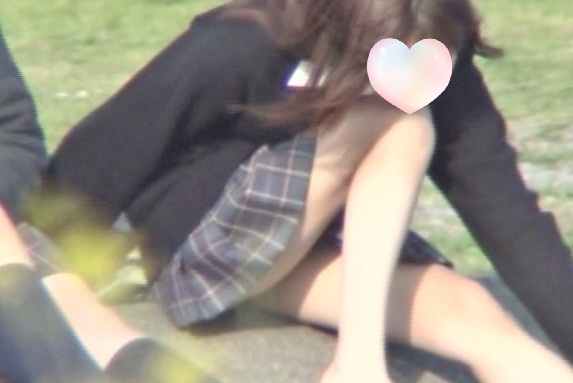 【再販】J○ スジ食い込み パンチラ