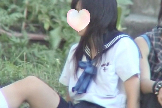 J○ アイドル級美女 純白パンチラ