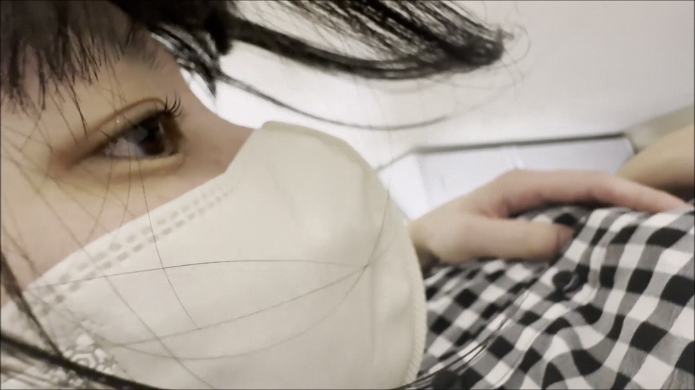 【おっぱい痴かん53】キャンパス帰りの可愛いコの家にお邪魔してふよふよおっぱい揉みまくりw