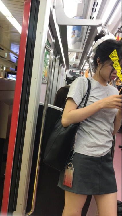 Pcolle PPV ミニスカスレンダー留学生至近距離ﾛｯｸｵﾝ！