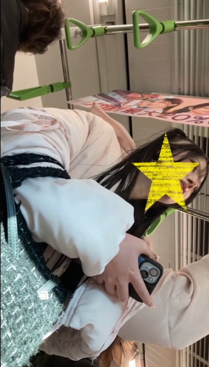 Pcolle PPV 魅力的な脚女良たち至近距離ロックオン! Pcolle PPV 魅力的な脚女良たち至近距離ロックオン!