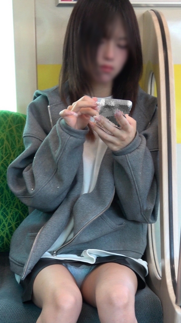 Pcolle PPV 【5月6日まで顔モザなし】可憐でめちゃくちゃかわいいJDがスリットが深過ぎて丸見え[4K動画][顔出し][ドアップあり]