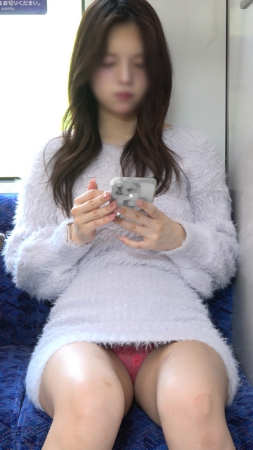 Pcolle PPV 【10月18日まで顔モザなし】めちゃくちゃかわいすぎる美脚ワンピギャル、赤Tが丸見え[4K動画][顔出し][ドアップあり]