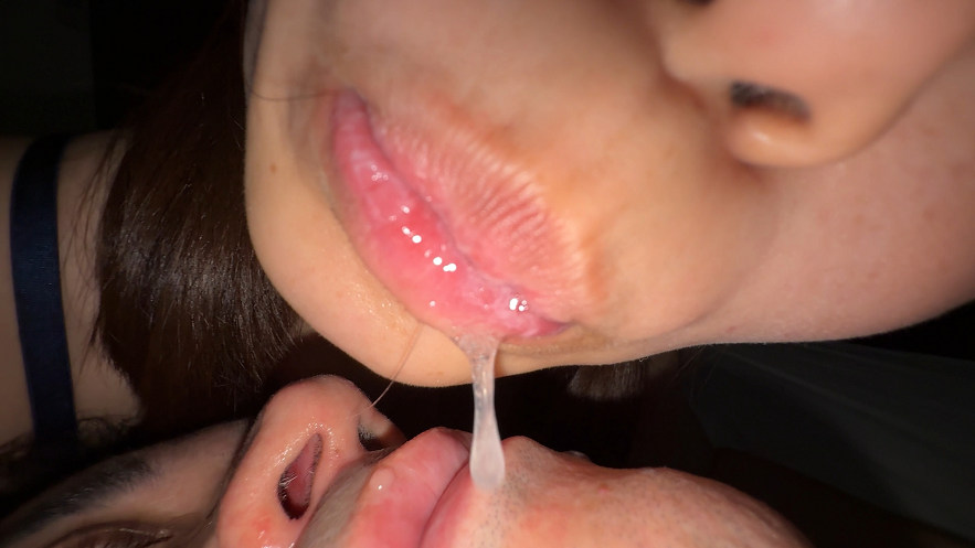 【再販】【個人撮影】水月みおの自撮りでM男唾液責め