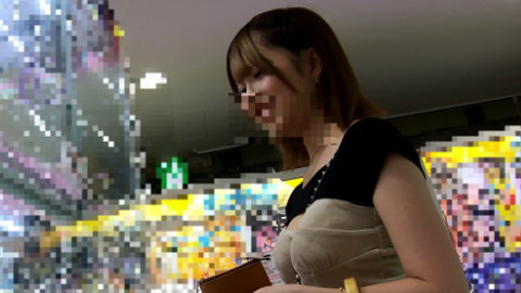 【4K】見上げるUFO#64 (金髪ギャルと天真爛漫ギャル)