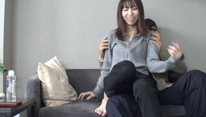 【再販】再販裏垢女子でインフルエンサーの女の子　彼女の自宅でハメ倒し！